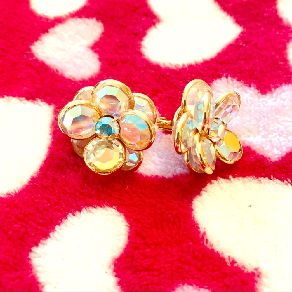 Elegant Gold Tone Shimmer Studs